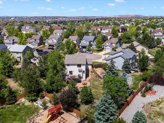 21876 E Berry Pl, Centennial, CO 80015