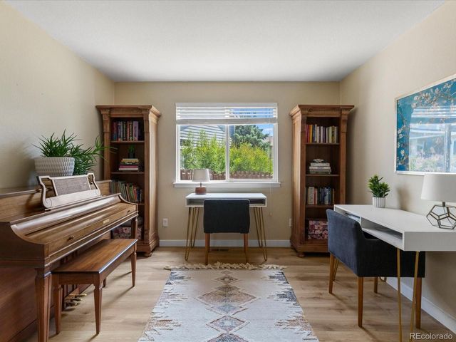 21876 E Berry Pl, Centennial, CO 80015