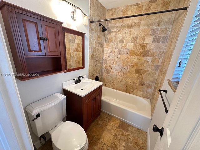 35 Antilla Ave 10, Coral Gables, FL 33134