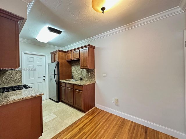 35 Antilla Ave 10, Coral Gables, FL 33134