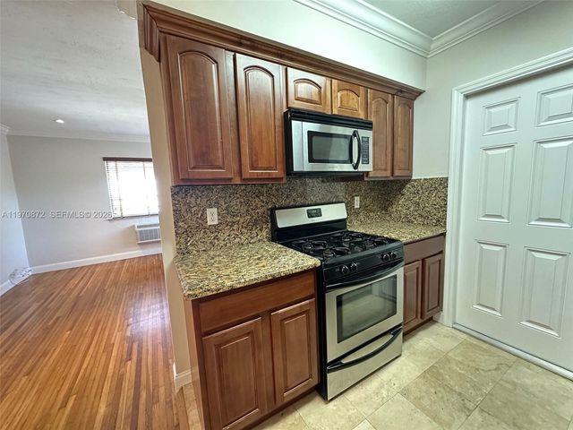 35 Antilla Ave 10, Coral Gables, FL 33134