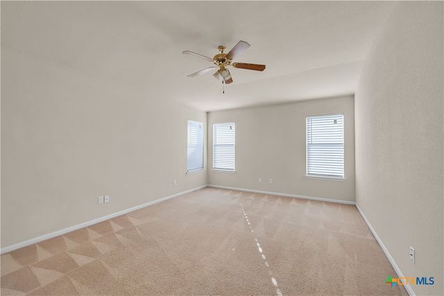 102 Lone Shadow Drive, Harker Heights, TX 76548