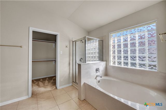 102 Lone Shadow Drive, Harker Heights, TX 76548