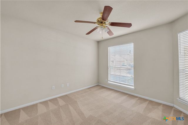 102 Lone Shadow Drive, Harker Heights, TX 76548