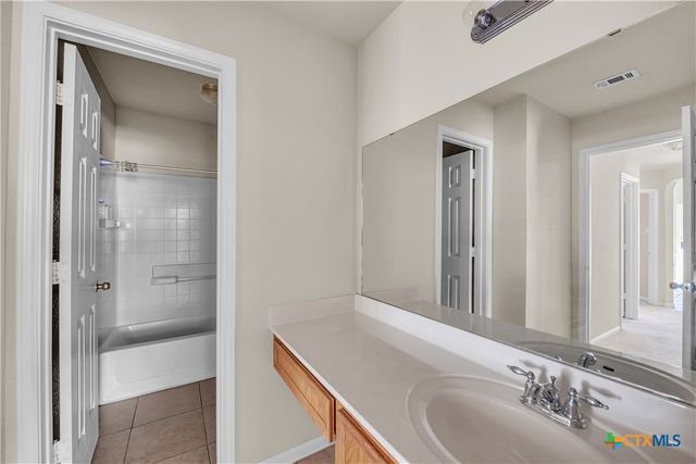 102 Lone Shadow Drive, Harker Heights, TX 76548