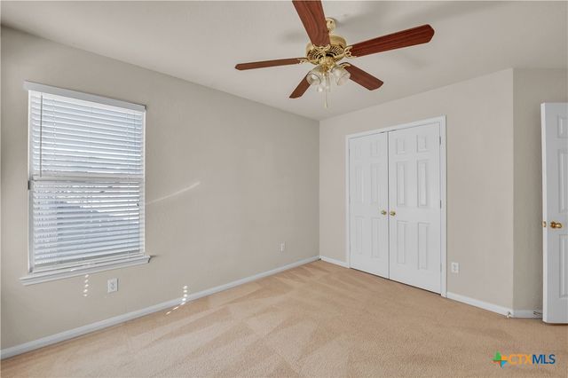 102 Lone Shadow Drive, Harker Heights, TX 76548