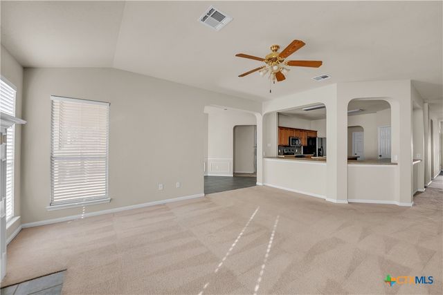 102 Lone Shadow Drive, Harker Heights, TX 76548