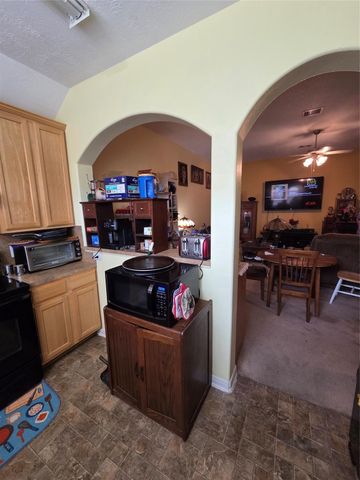 1606 Village Townhome Drive, Pasadena, TX 77504