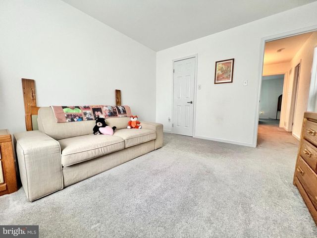 69-2 AZALEA WAY, Reading, PA 19606