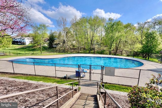 69-2 AZALEA WAY, Reading, PA 19606