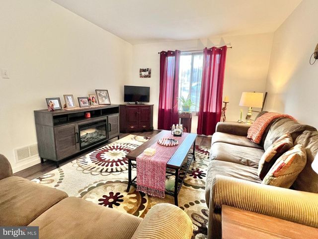 69-2 AZALEA WAY, Reading, PA 19606