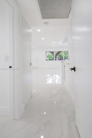 13250 SW 7th Court 204L, Pembroke Pines, FL 33027