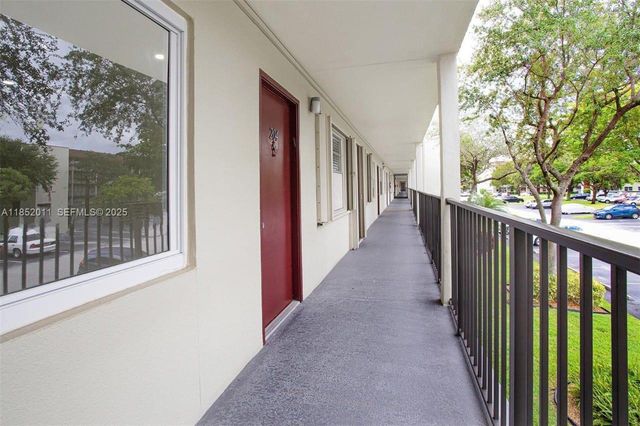 13250 SW 7th Court 204L, Pembroke Pines, FL 33027