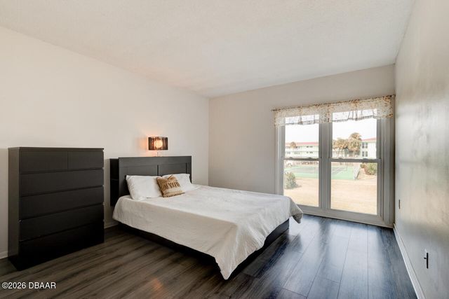 721 S Beach St Apt 210A, Daytona Beach, FL 32114