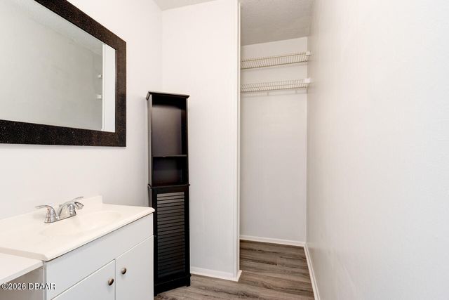 721 S Beach St Apt 210A, Daytona Beach, FL 32114