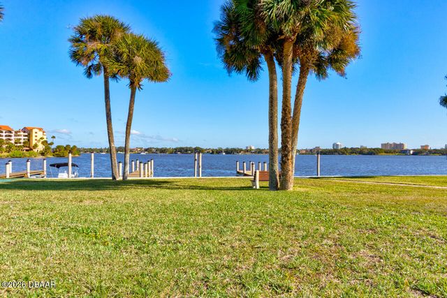 721 S Beach St Apt 210A, Daytona Beach, FL 32114