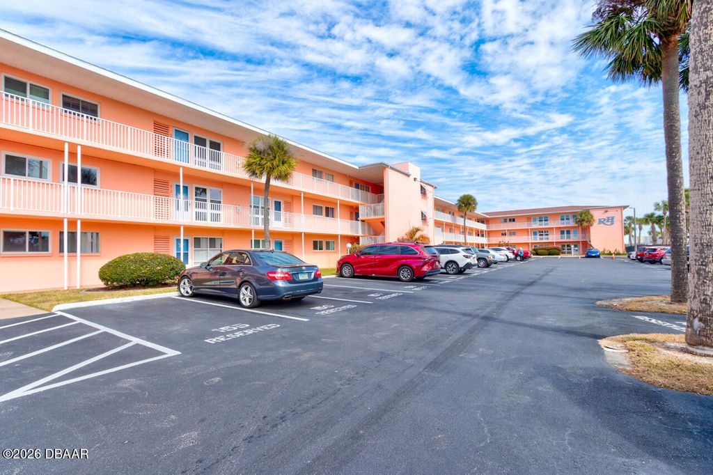 721 S Beach St Apt 210A, Daytona Beach, FL 32114