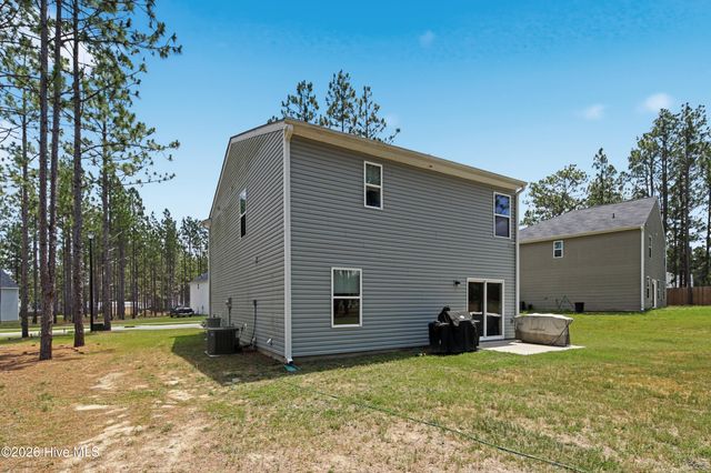175 Desert Orchid Circle, Raeford, NC 28376