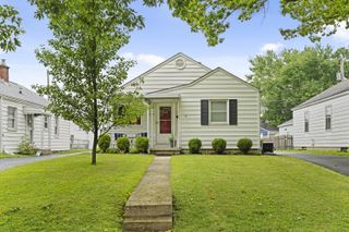 588 E Jeffrey Place, Columbus, OH 43214