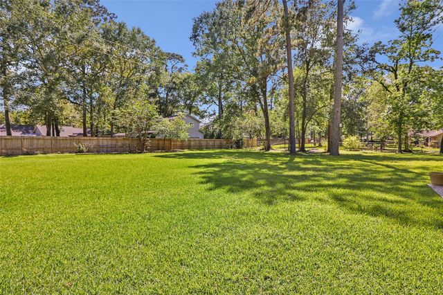 1710 Palomino Lane, Kingwood, TX 77339
