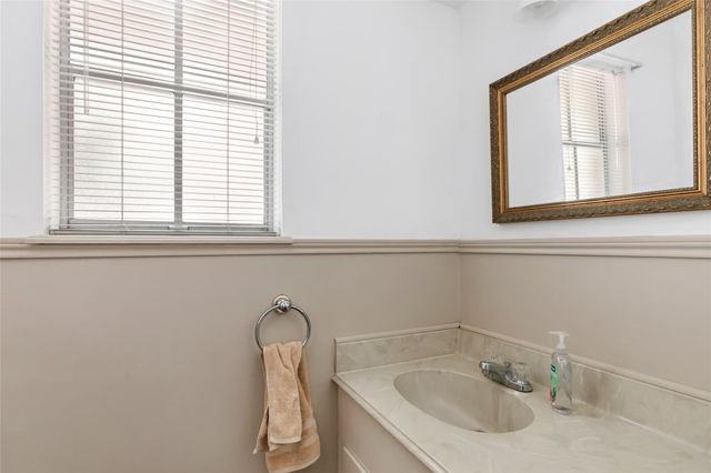 1710 Palomino Lane, Kingwood, TX 77339