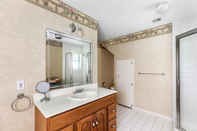 1710 Palomino Lane, Kingwood, TX 77339