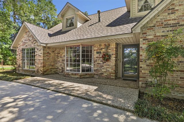 1710 Palomino Lane, Kingwood, TX 77339