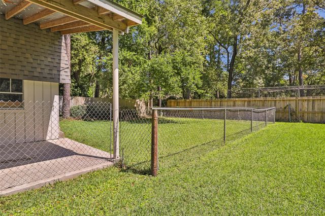 1710 Palomino Lane, Kingwood, TX 77339