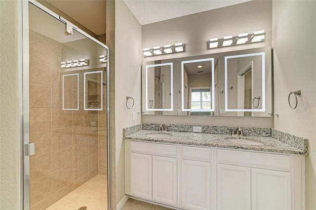 13815 MESSINA LOOP 101, Bradenton, FL 34211