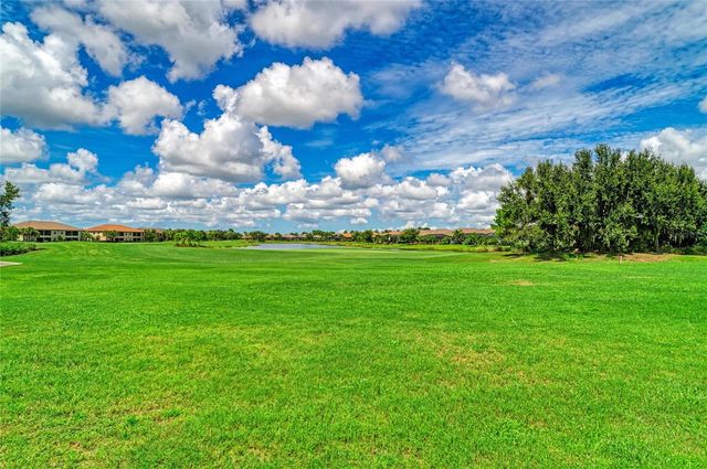 13815 MESSINA LOOP 101, Bradenton, FL 34211