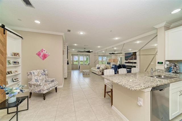 13815 MESSINA LOOP 101, Bradenton, FL 34211