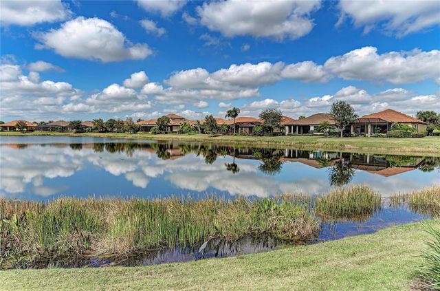 13815 MESSINA LOOP 101, Bradenton, FL 34211