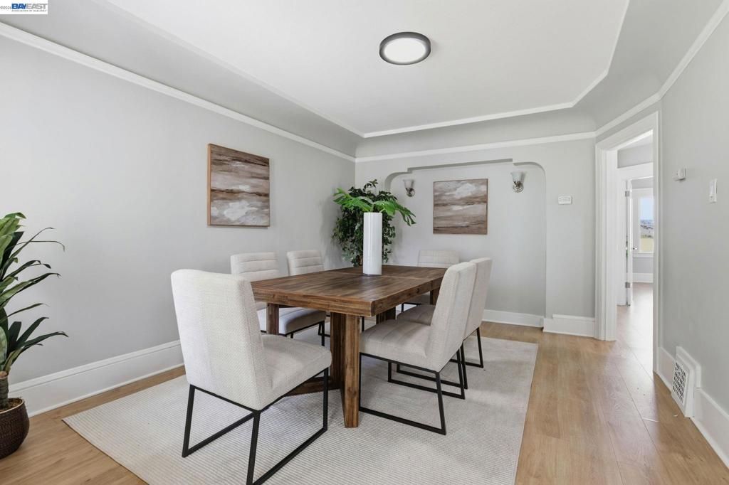 Image 11 of property listing at 146 Winchester St, Daly City, CA 94014