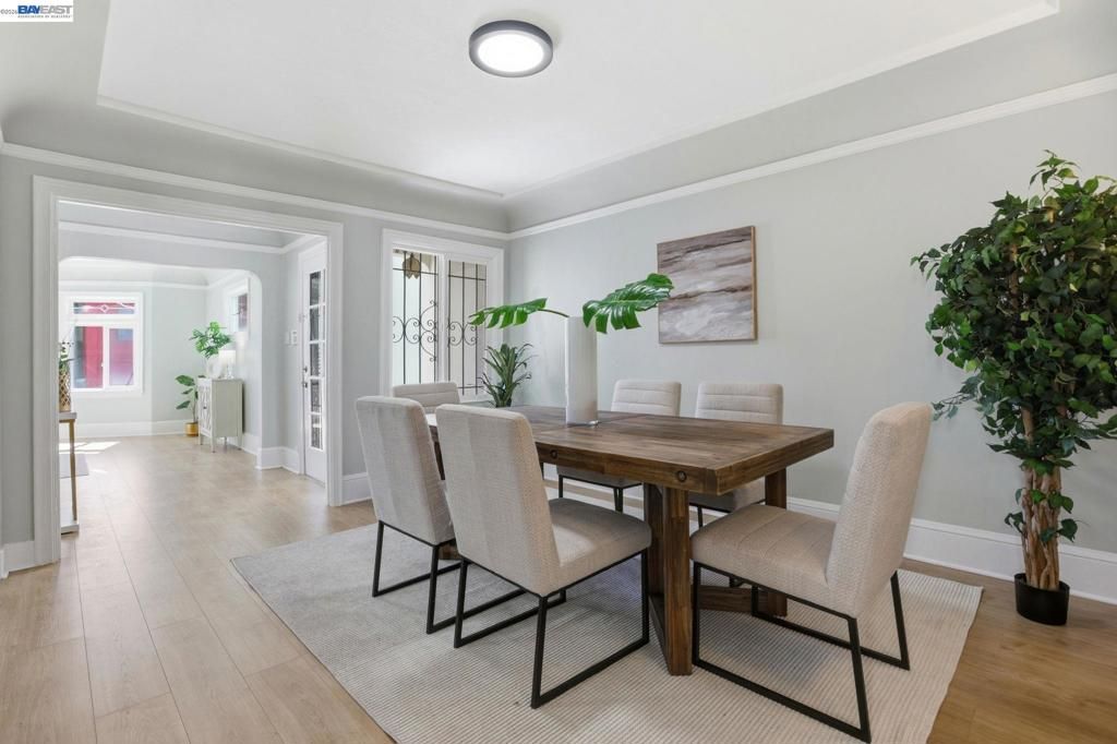 Image 12 of property listing at 146 Winchester St, Daly City, CA 94014