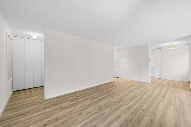 333 Pearl St Apt 7G, New York City, NY 10038