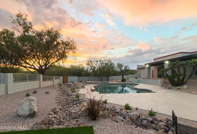 8172 E Galinda Drive, Tucson, AZ 85750