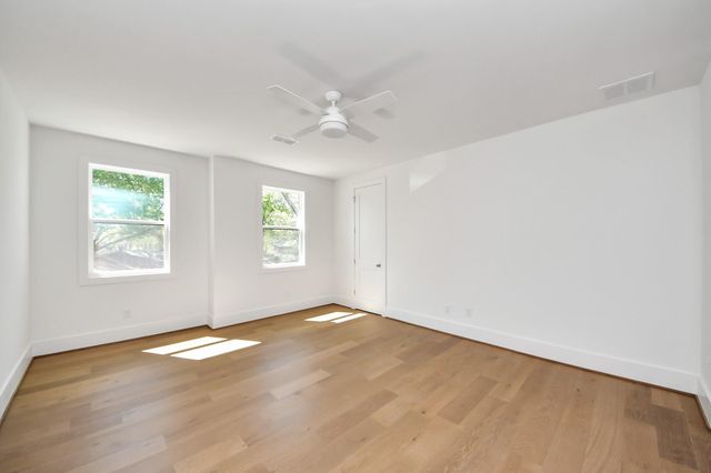 1623 Viking Drive, Houston, TX 77018