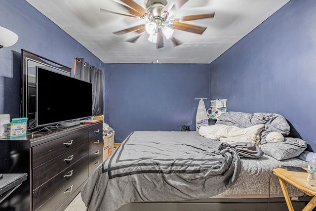 5507 W Diversey Avenue, Chicago, IL 60639