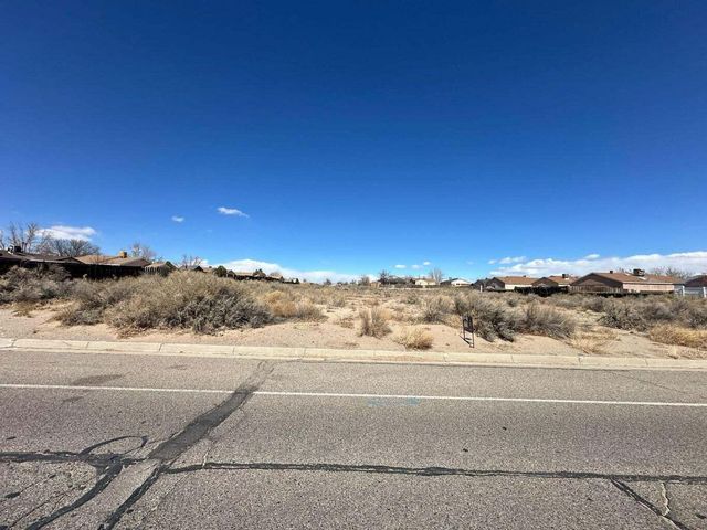 1157 19th Avenue NE, Rio Rancho, NM 87144
