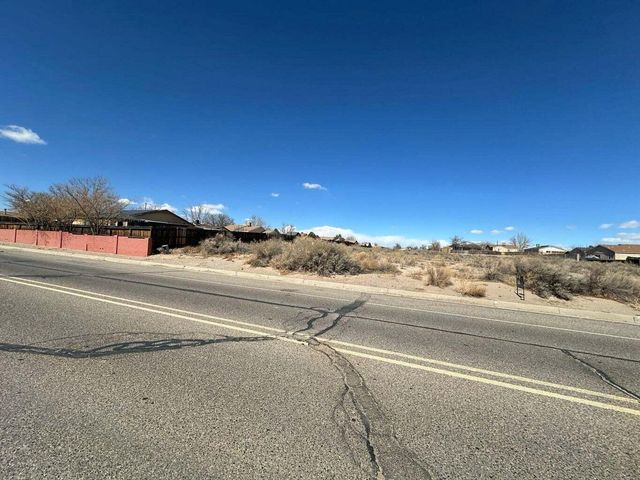 1157 19th Avenue NE, Rio Rancho, NM 87144