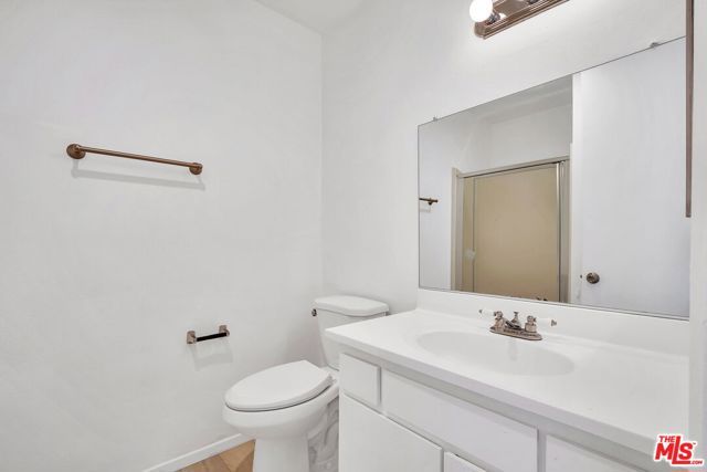 6050 Canterbury Drive E313, Culver City, CA 90230