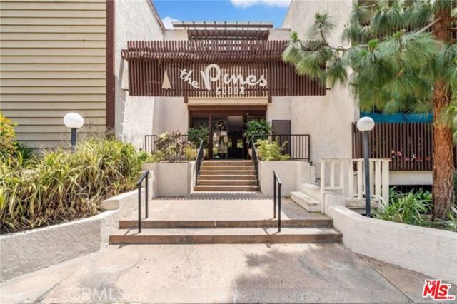 6050 Canterbury Drive E313, Culver City, CA 90230