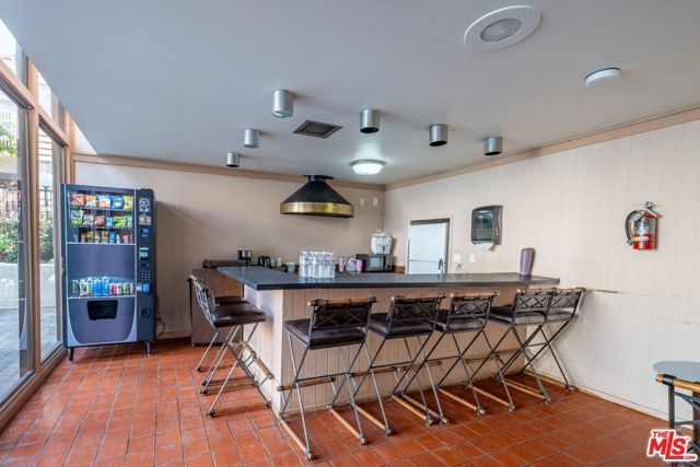 6050 Canterbury Drive E313, Culver City, CA 90230