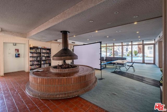 6050 Canterbury Drive E313, Culver City, CA 90230