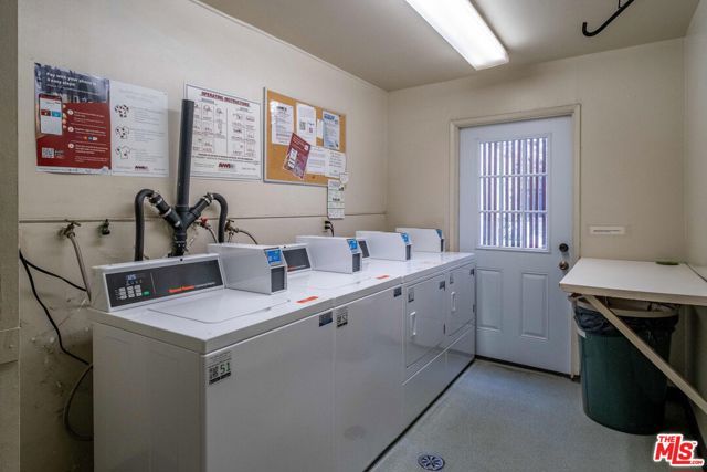 6050 Canterbury Drive E313, Culver City, CA 90230