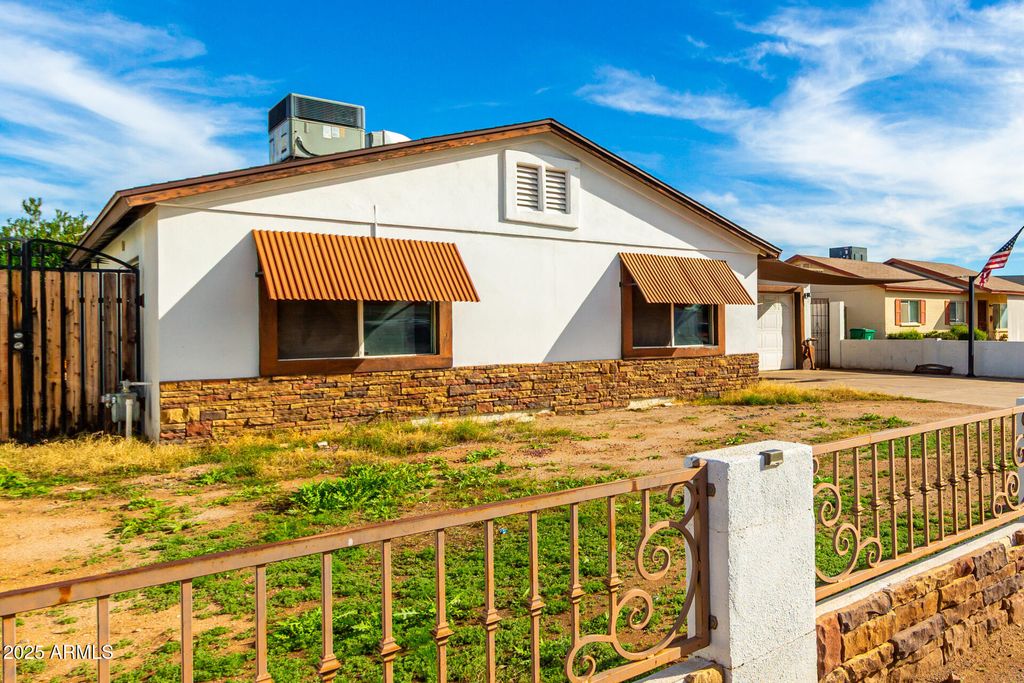 1505 S KAY Circle, Mesa, AZ 85204