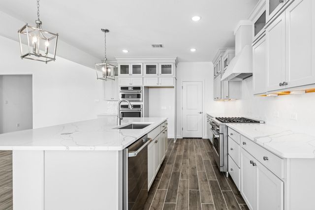 12822 Old Fashion Circle, Mont Belvieu, TX 77535