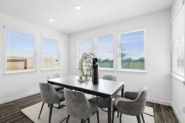 12822 Old Fashion Circle, Mont Belvieu, TX 77535