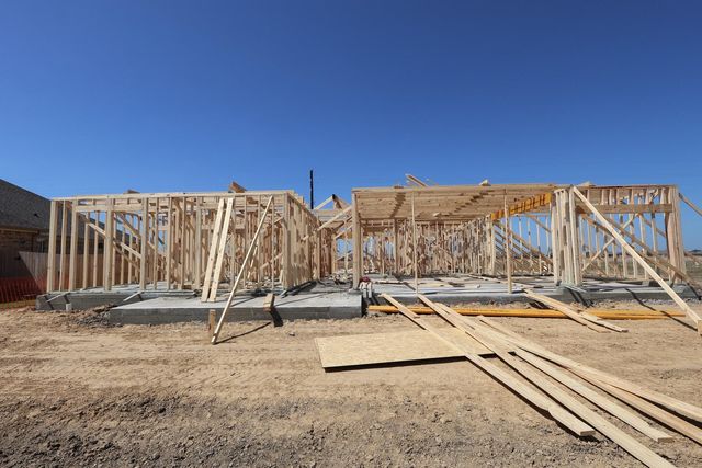 12822 Old Fashion Circle, Mont Belvieu, TX 77535