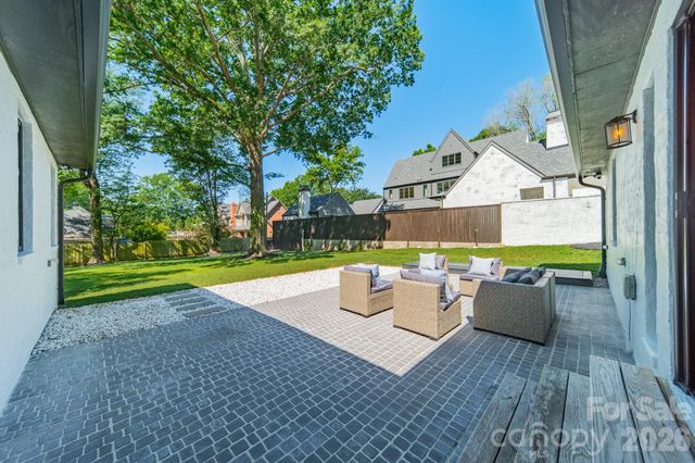 2528 Providence Road, Charlotte, NC 28211
